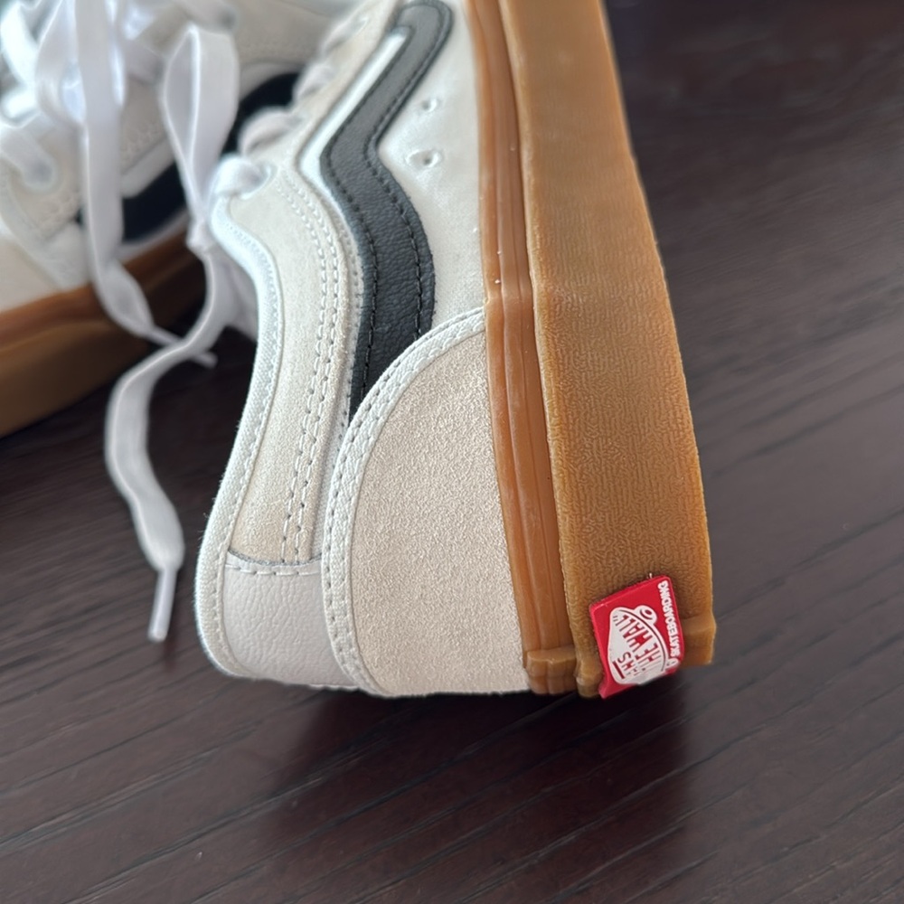 Vans White and Tan Sneakers - Picture 6 of 6